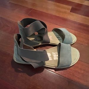 Sorel Ankle Strap Sandals, Sage Color, size 8.5